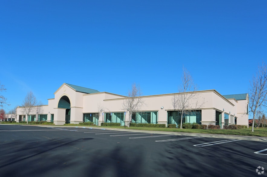 34750 Campus Dr, Fremont, CA for lease - Primary Photo - Image 1 of 5