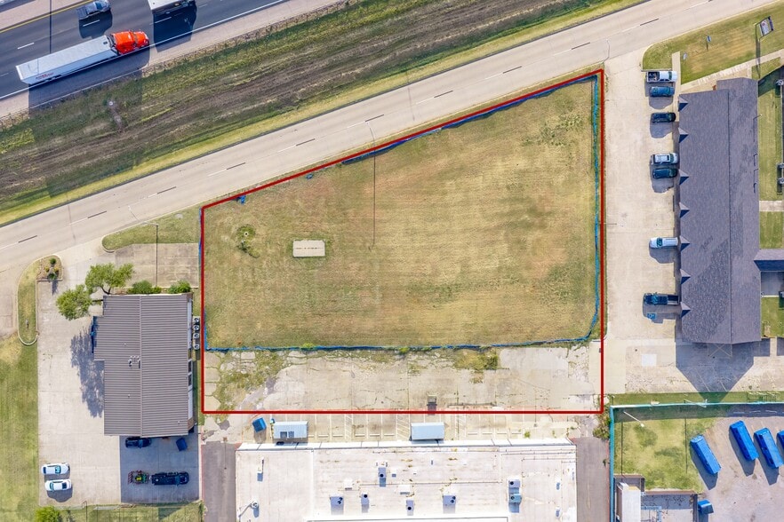 301 S I-35 Ser Rd, Moore, OK for sale - Building Photo - Image 2 of 22