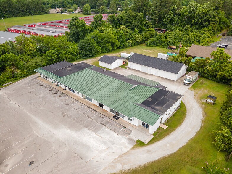 1212-1216 Gum Branch Rd, Jacksonville, NC à vendre - Photo du bâtiment - Image 2 de 125
