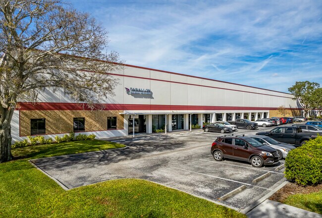 Plus de détails pour 12901 Starkey Rd, Largo, FL - Industriel à louer