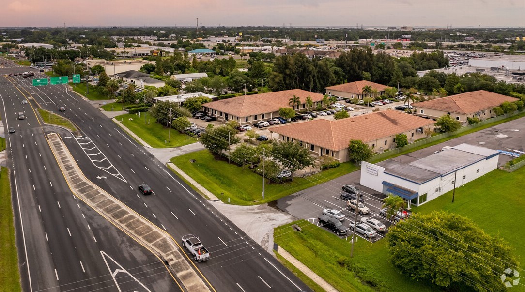 13125 66th St, Largo, FL for lease Building Photo- Image 1 of 7