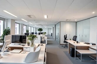 69-71 Rue Archereau, Paris for lease Interior Photo- Image 1 of 6