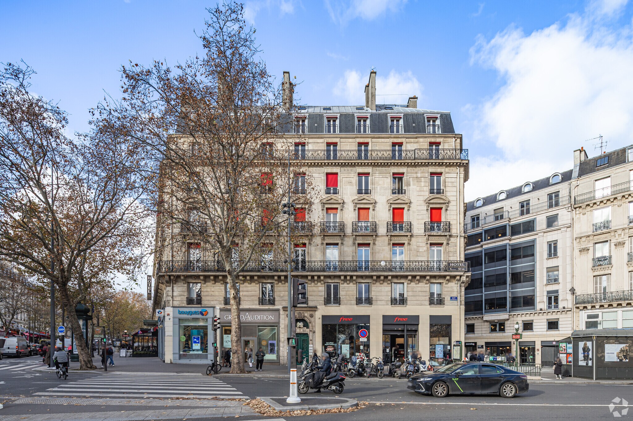 2 Boulevard Saint-Martin, Paris for lease Primary Photo- Image 1 of 12