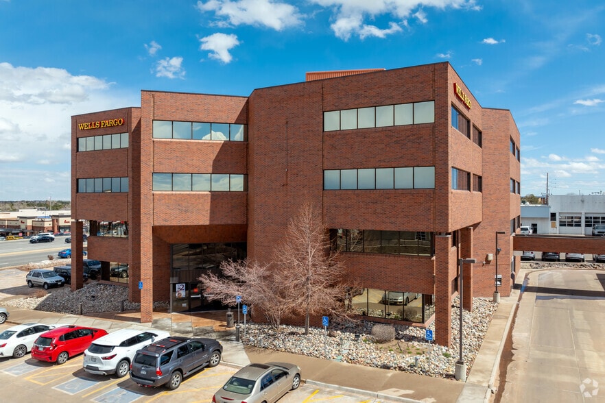 9350 E Arapahoe Rd, Greenwood Village, CO for lease - Building Photo - Image 3 of 9