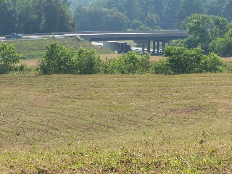 Enterprise Rd, Abingdon, VA for sale - Building Photo - Image 1 of 8