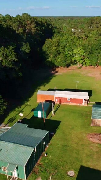 27033 US Highway 96 S, Kirbyville, TX à vendre - Vidéo sur l’inscription commerciale - Image 1 de 36