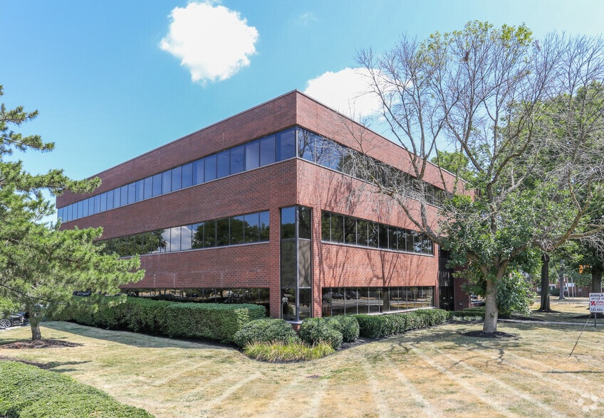 825 Georges Rd, North Brunswick, NJ à louer - Photo du bâtiment - Image 3 de 4