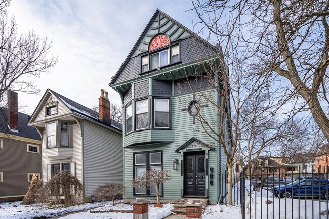 Plus de détails pour 174 Mariner St, Buffalo, NY - Multi-résidentiel à vendre