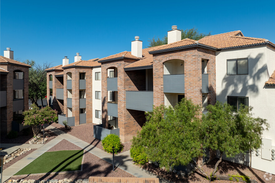 5525 S Mission Rd, Tucson, AZ à vendre - Photo principale - Image 1 de 1