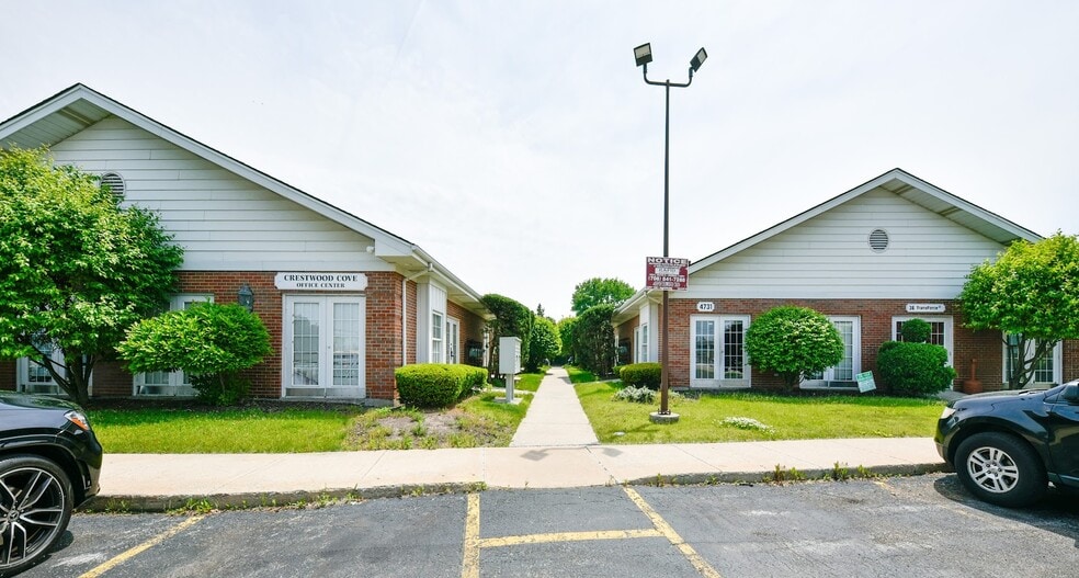 4701-4731 W Midlothian Tpke, Crestwood, IL for sale - Building Photo - Image 2 of 33