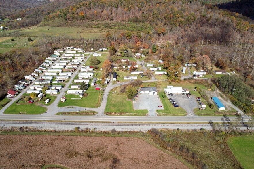 130 Elderberry Ln, Julian, PA for sale - Primary Photo - Image 1 of 30