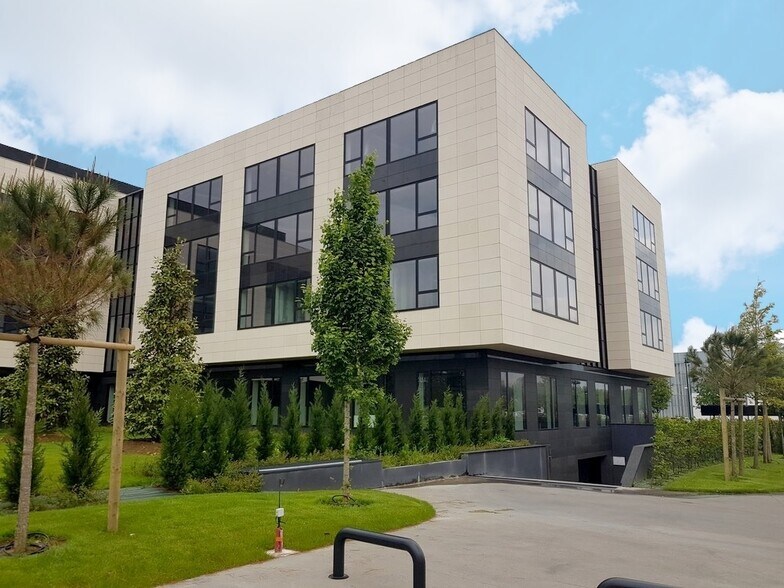 Office in Jossigny for sale - Building Photo - Image 2 of 13