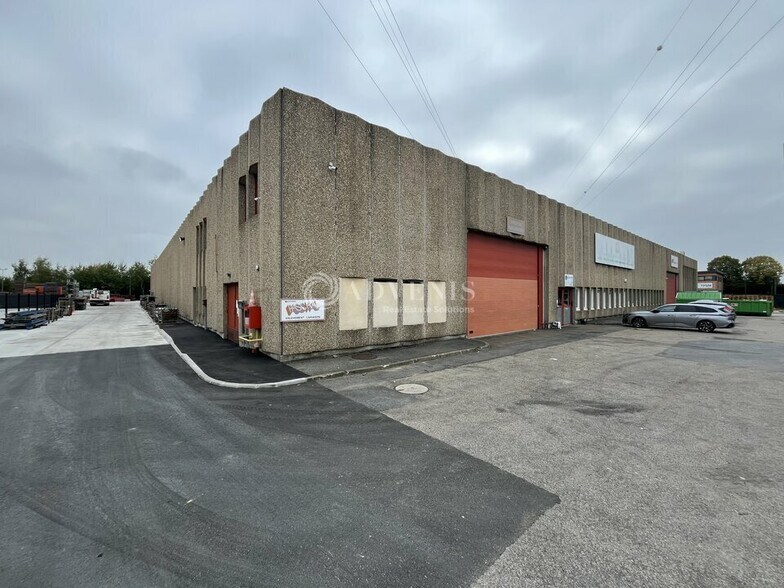 Industrial in Moissy-Cramayel for lease - Building Photo - Image 2 of 10
