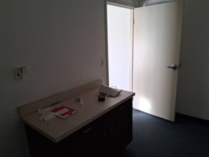 3073 W Craig Rd, North Las Vegas, NV for lease Interior Photo- Image 1 of 8