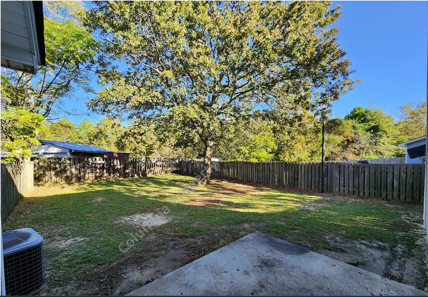 149 Villa Ct, West Columbia, SC à vendre - Photo du bâtiment - Image 2 de 4