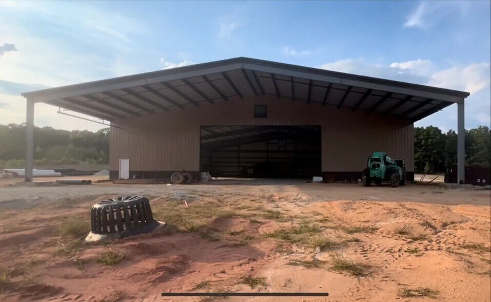 847 Adamson Dr, Monroe, GA à vendre - Photo du bâtiment - Image 3 de 7