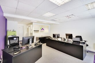 61 High St, Edenbridge for lease Interior Photo- Image 1 of 4