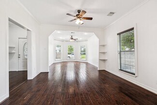 Plus de détails pour 3811 Walker St, Houston, TX - Bureau à louer