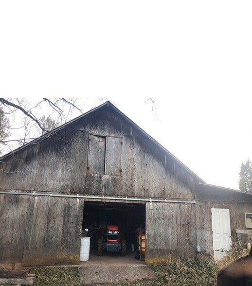 4551 Post Canyon Dr, Hood River, OR for sale - Building Photo - Image 3 of 5