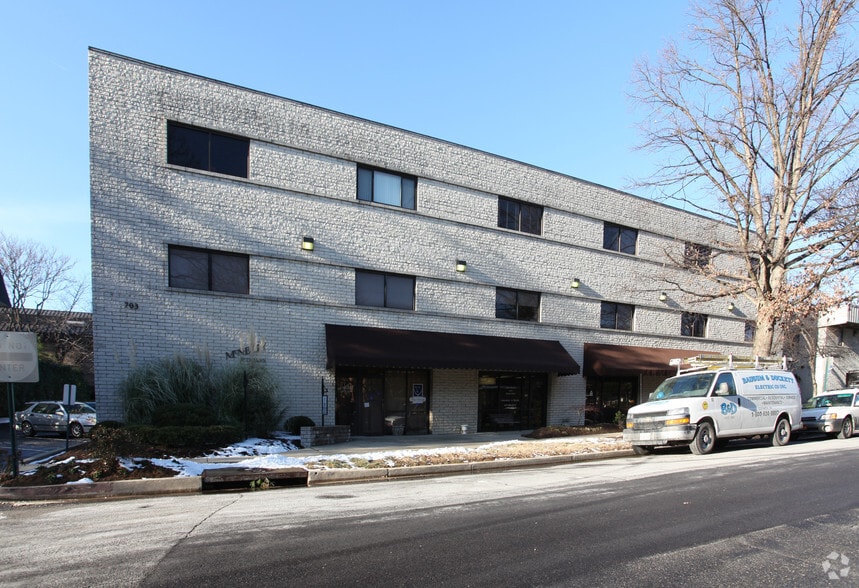 703 Giddings Ave, Annapolis, MD for sale - Building Photo - Image 3 of 32