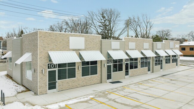 More details for 2400 Greenfield rd, Berkley, MI - Office, Office/Medical for Lease