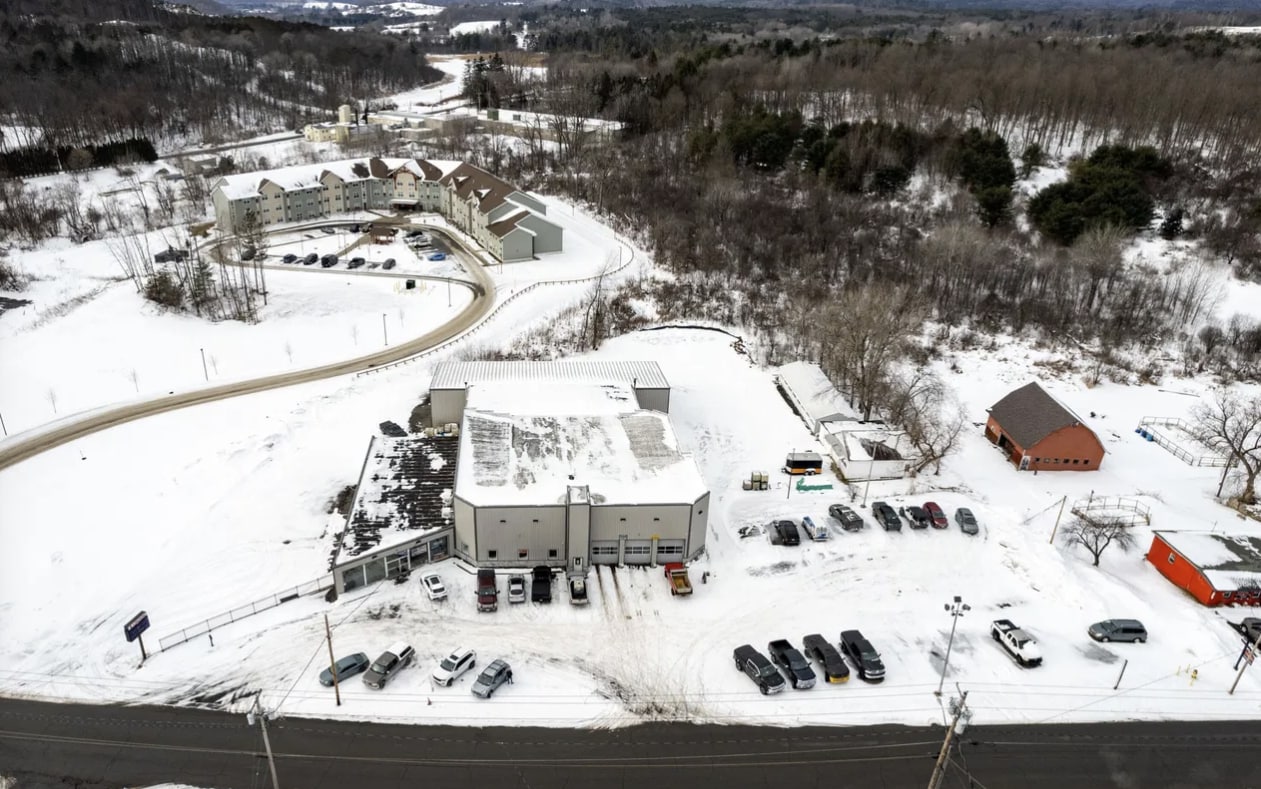 511 N Perry St, Johnstown, NY for sale Building Photo- Image 1 of 82