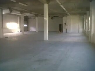 Plus de détails pour Bureau, Local d'activités à louer