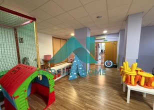 Retail in Cáceres, Cáceres for lease Interior Photo- Image 2 of 11