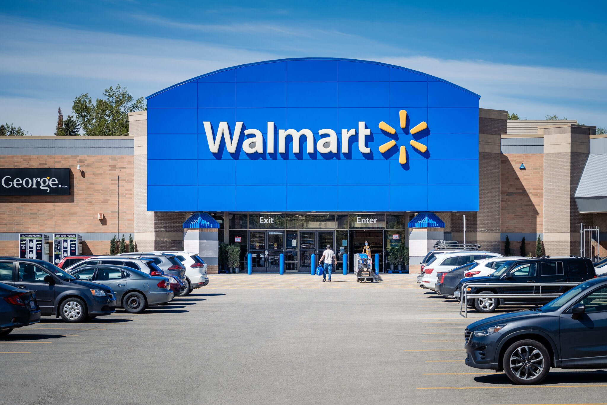 1221 SE Canyon Meadows Dr, Calgary, AB à vendre Photo du bâtiment- Image 1 de 1