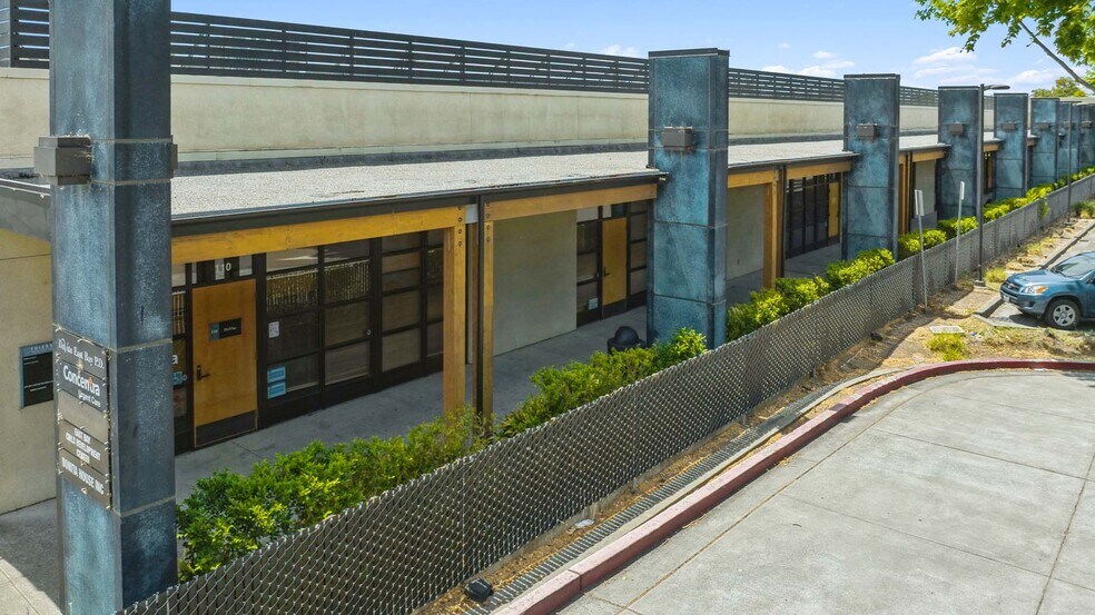 13939 E 14th St, San Leandro, CA à vendre - Photo du bâtiment - Image 3 de 4