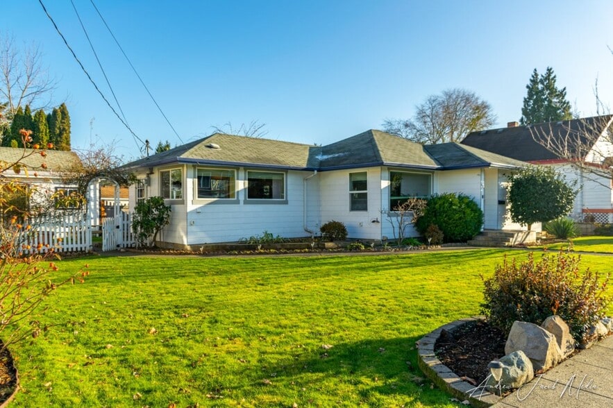 436 Wells Ave N, Renton, WA for sale - Building Photo - Image 2 of 15