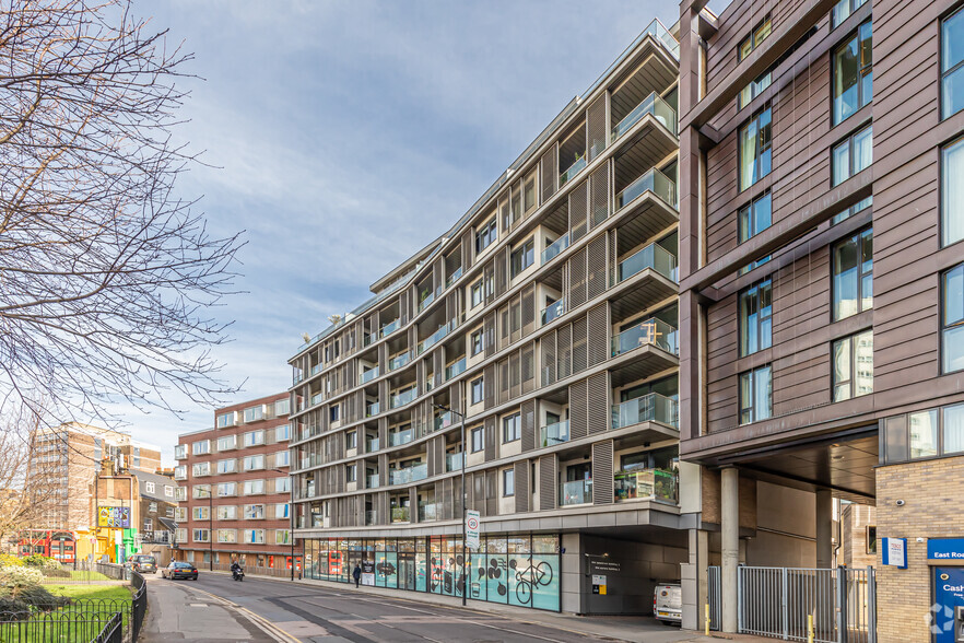 120-130 East Rd, London for lease - Primary Photo - Image 1 of 7