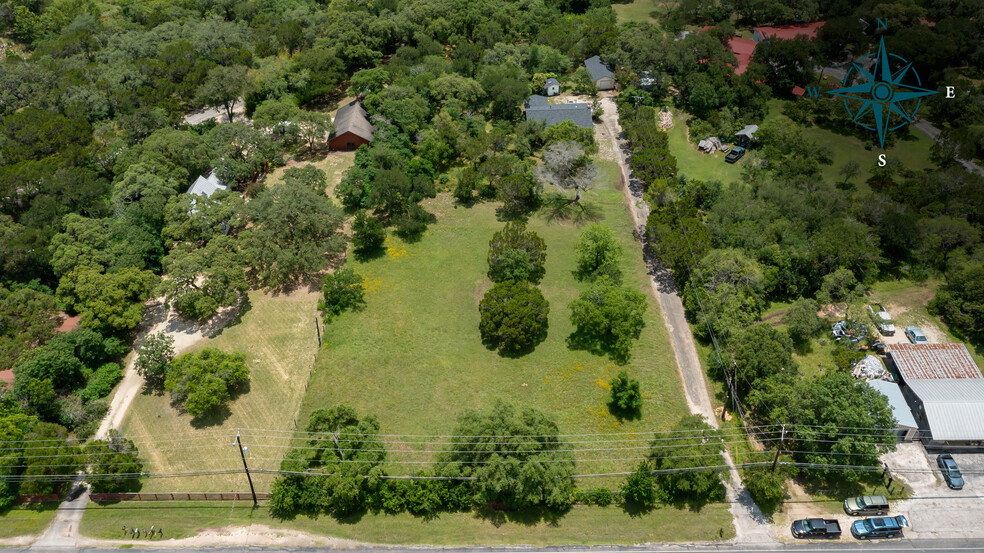 15034 Scenic Loop Rd, Helotes, TX à vendre - Photo du bâtiment - Image 1 de 10