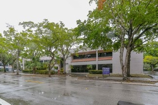 More details for 15485 Eagle Nest Ln, Miami Lakes, FL - Office for Sale