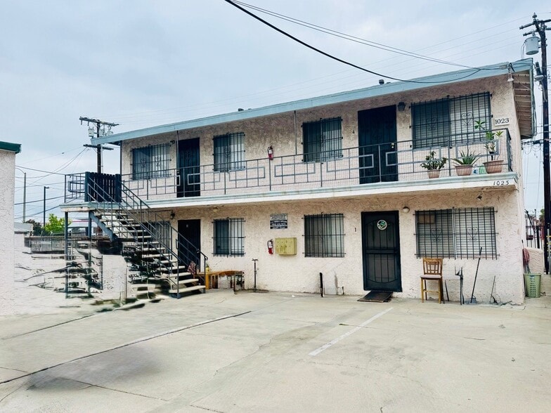 1021 E 12th St, Long Beach, CA for sale - Building Photo - Image 1 of 14