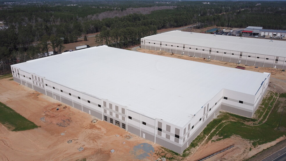 5300 Corporation Dr, Fayetteville, NC à louer - Photo du bâtiment - Image 3 de 6