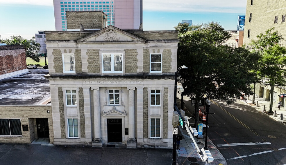 200 E Forsyth St, Jacksonville, FL for lease - Primary Photo - Image 1 of 8