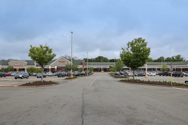 Plus de détails pour 55 Dodge St, Beverly, MA - Commerce de détail à louer