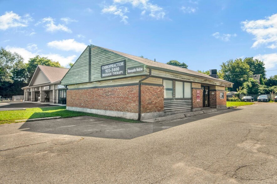 215 First Av E, Shelburne, ON à vendre - Photo du bâtiment - Image 2 de 17