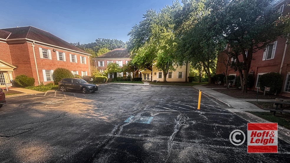 8225 Brecksville Rd, Brecksville, OH for sale - Building Photo - Image 2 of 16