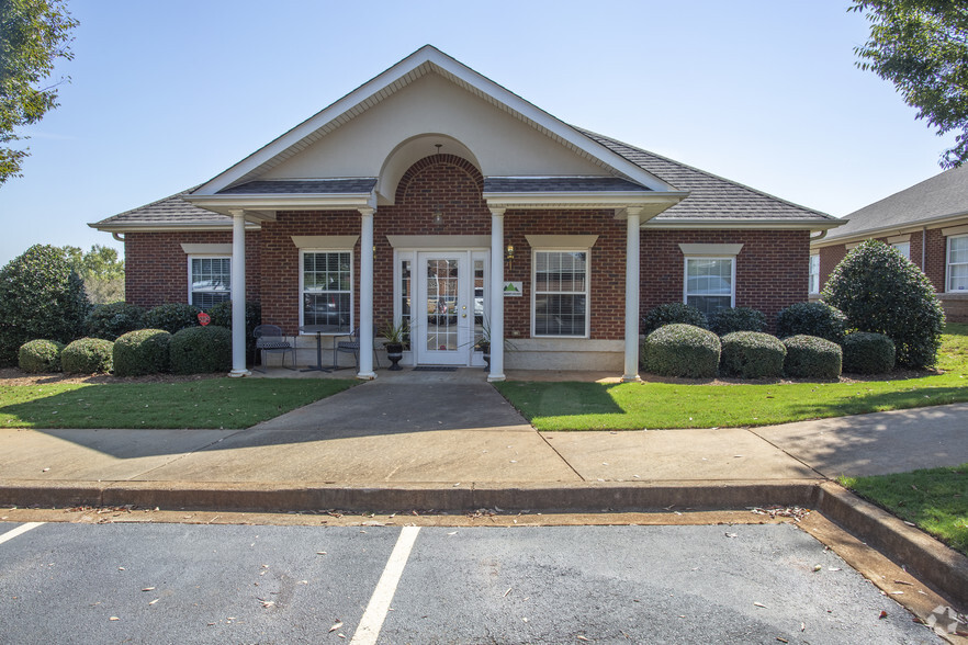 104 Clair Dr, Piedmont, SC for sale - Building Photo - Image 1 of 1