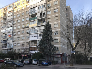 Plus de détails pour Plaza San Francisco Asís, 1, Alcalá De Henares - Multi-résidentiel à vendre