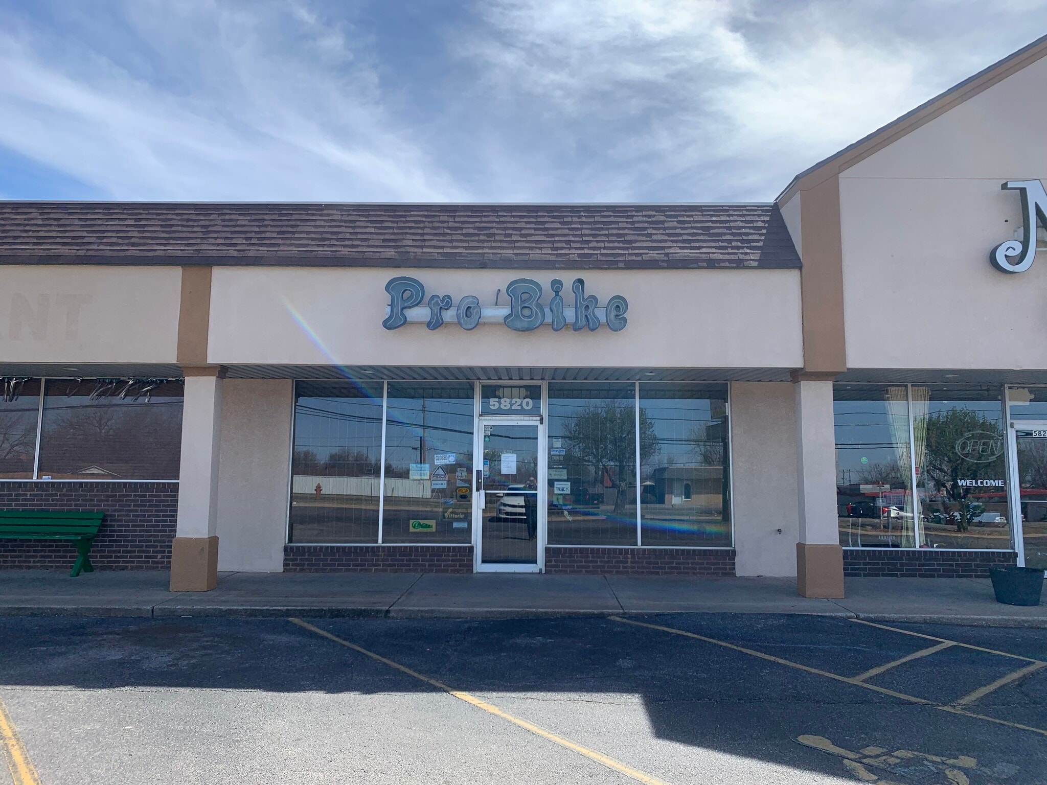 5804-5814 NW 63rd St, Oklahoma City, OK for lease Building Photo- Image 1 of 5