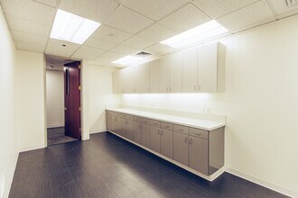 111 SW Columbia St, Portland, OR for lease Interior Photo- Image 2 of 9
