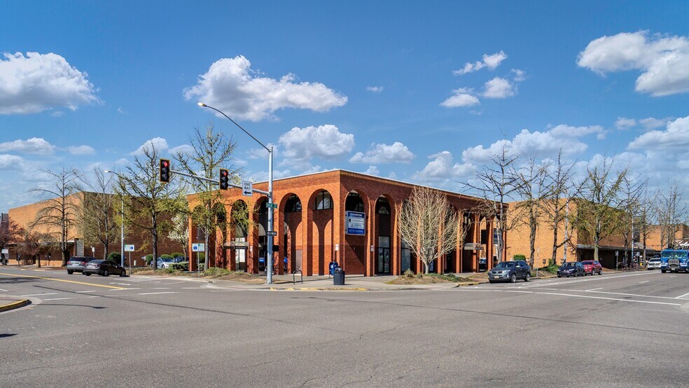 333 High St NE, Salem, OR à louer - Photo principale - Image 1 de 11