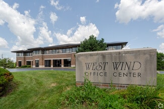 Plus de détails pour West Wind Office Center – Bureau à vendre, Pewaukee, WI