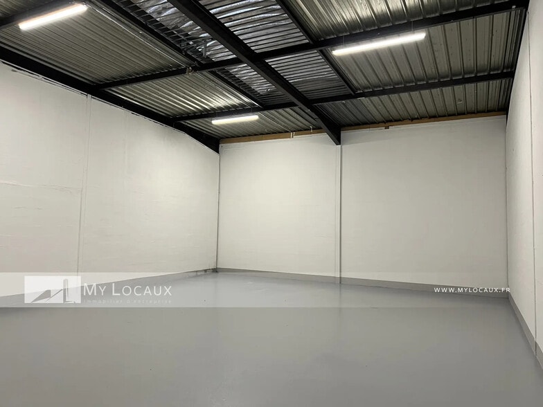 Flex dans SAINT-OUEN-L'AUMONE à louer - Photo intérieure - Image 2 de 6