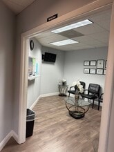 8902 N Dale Mabry Hwy, Tampa, FL for lease Interior Photo- Image 1 of 5