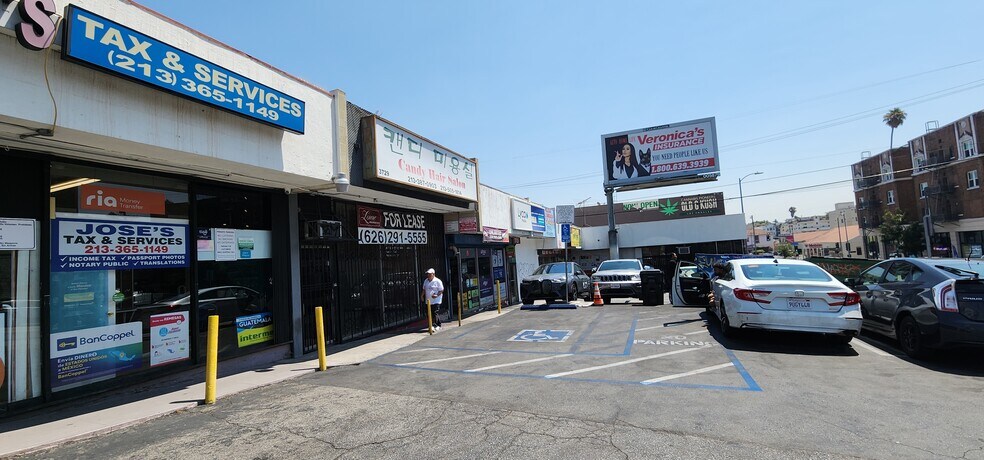 266 S Alexandria Ave, Los Angeles, CA à louer - Photo du bâtiment - Image 2 de 3