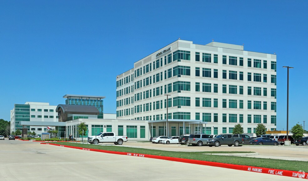 27700 Highway 290, Cypress, TX à louer - Photo du bâtiment - Image 2 de 10